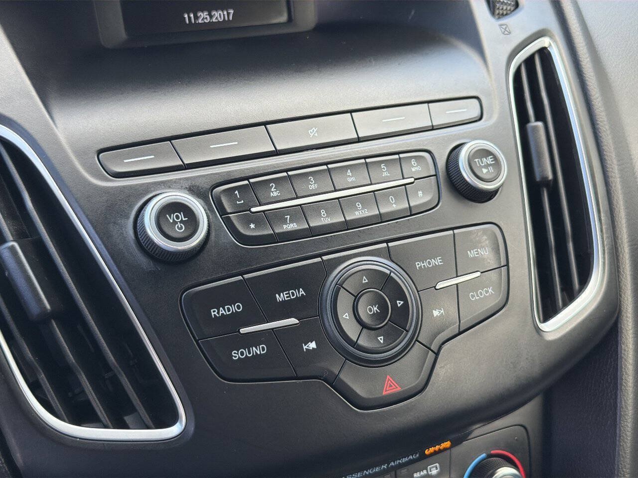 Used 2018 Ford Focus ST FWD image 31