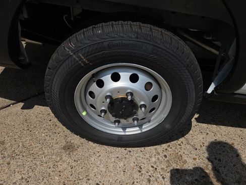 New 2026 Ford Transit 150 Low Roof AWD image 9