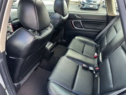 Used 2007 Subaru Outback 2.5XT Limited image 21