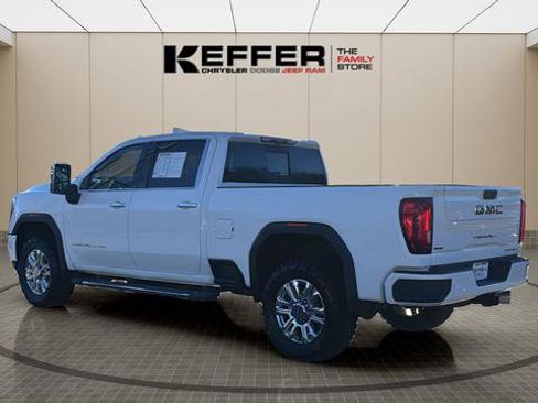 Used 2020 GMC Sierra 2500 Denali w/ Denali Ultimate Package image 3