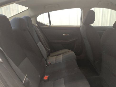 Used 2021 Nissan Sentra SV FWD image 19
