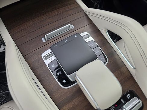 Certified 2022 Mercedes-Benz GLE 53 AMG 4MATIC image 24