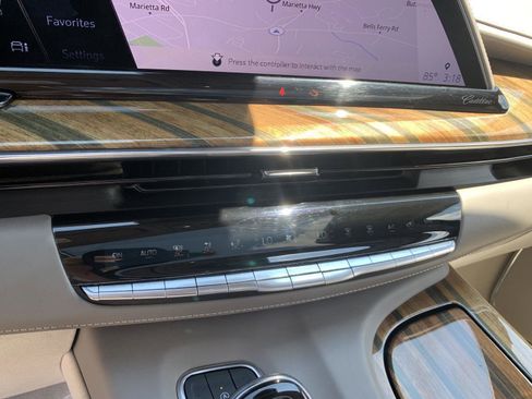 Used 2021 Cadillac Escalade Sport Platinum image 21