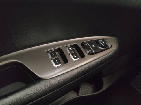 Used 2020 Kia Optima S FWD image 27
