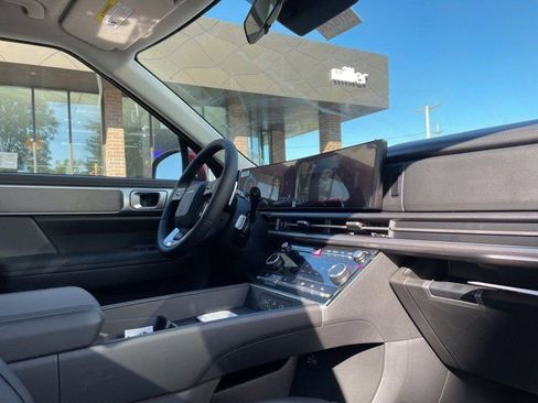 New 2026 Hyundai Santa Fe SEL image 7