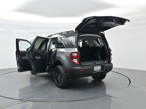 Used 2025 Ford Bronco Sport Badlands image 44