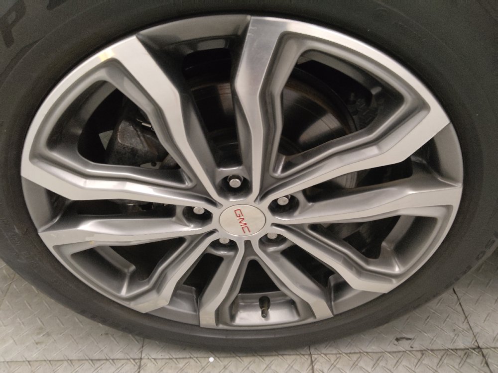 Used 2019 GMC Terrain Denali w/ Advanced Safety Package FWD image 31