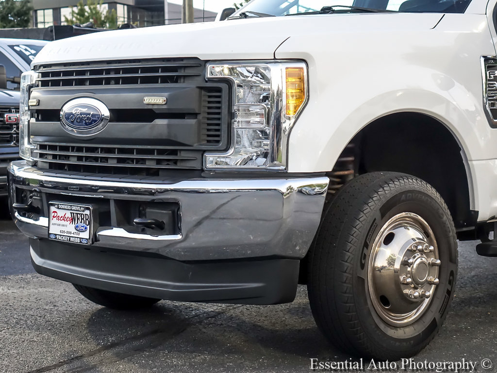 Used 2017 Ford F350 XL w/ Power Equipment Group AWD/4WD image 3
