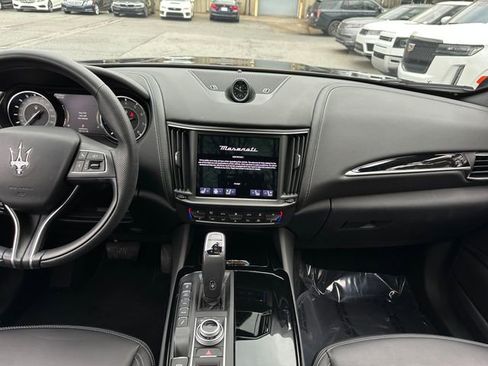 Used 2022 Maserati Levante GT image 18