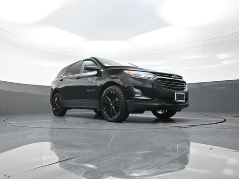 Used 2020 Chevrolet Equinox LT w/ Midnight Edition image 9