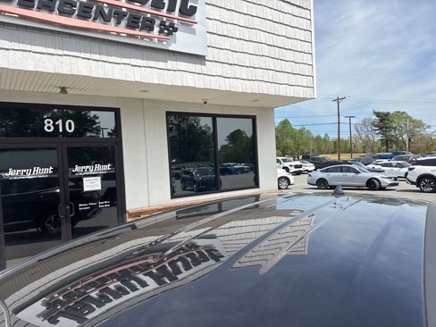 Used 2025 Kia Sportage LX image 12