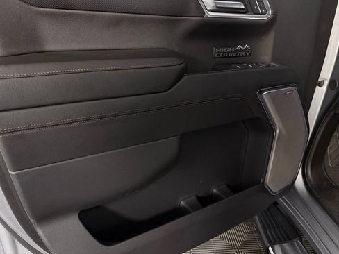Used 2024 Chevrolet Silverado 1500 High Country w/ High Country Premium Package AWD/4WD image 26