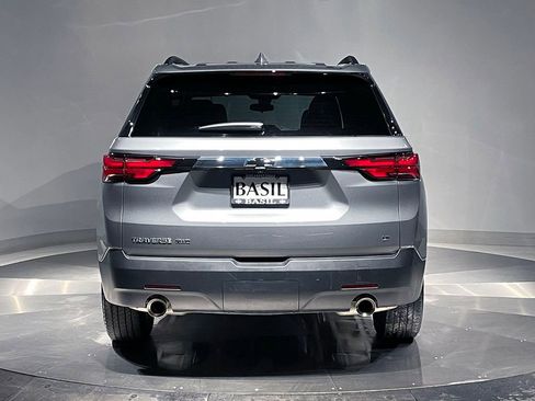 Used 2023 Chevrolet Traverse LT image 12