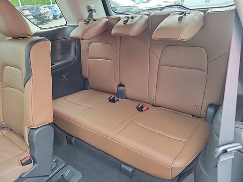 Certified 2025 Nissan Pathfinder Platinum w/ Cargo Package image 24