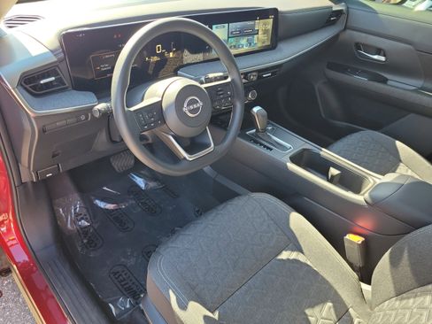 Certified 2025 Nissan Kicks SV FWD image 20