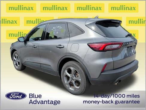 Used 2025 Ford Escape ST-Line FWD image 3
