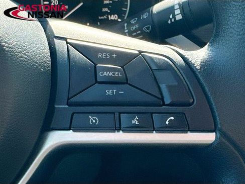 Certified 2025 Nissan Altima 2.5 SV FWD image 14