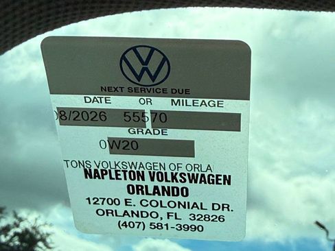 Used 2021 Volkswagen Tiguan SE w/ Panoramic Sunroof Package image 22