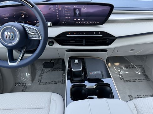 New 2026 Buick Enclave Avenir w/ Super Cruise Package FWD image 24