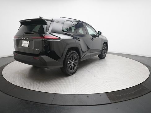 Used 2026 Toyota RAV4 XLE Premium AWD/4WD image 33