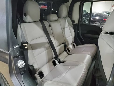 Used 2021 Jeep Gladiator Mojave AWD/4WD image 20