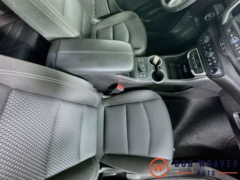 Used 2023 GMC Terrain SLE w/ Driver Convenience Package AWD/4WD image 35