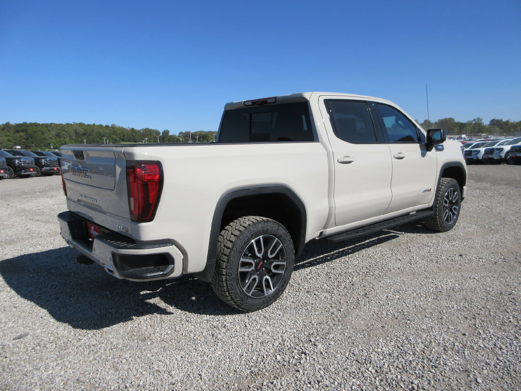 New 2026 GMC Sierra 1500 AT4 w/ AT4 Premium Package AWD/4WD image 5