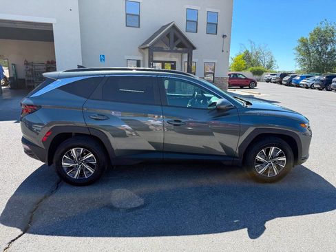 Used 2024 Hyundai Tucson Blue AWD/4WD image 8