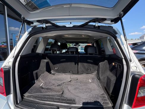 Used 2010 Mercedes-Benz GLK 350 4MATIC image 10