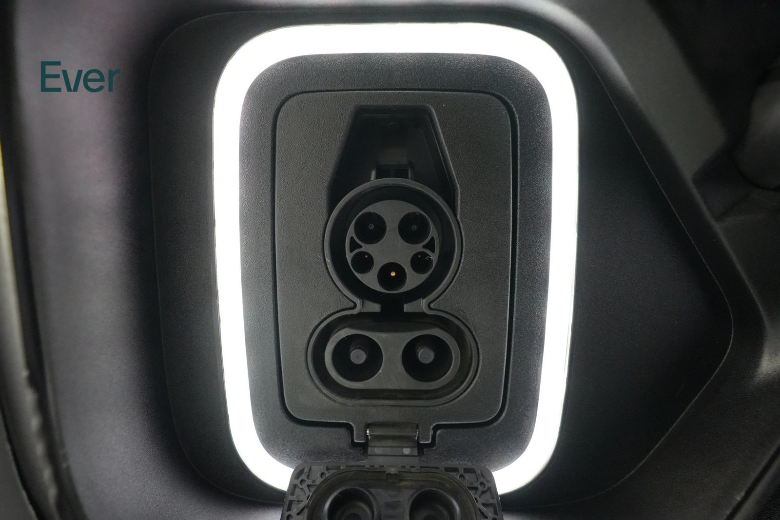 Used 2023 Rivian R1S Adventure Quad AWD/4WD image 10