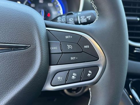 New 2026 Chrysler Voyager LX FWD image 22