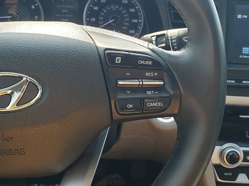 Used 2020 Hyundai Elantra Value Edition w/ Cargo Package (C1) FWD image 27