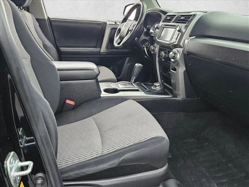 Used 2015 Toyota 4Runner SR5 image 19