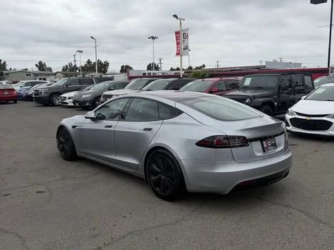 Used 2025 Tesla Model S AWD/4WD image 3