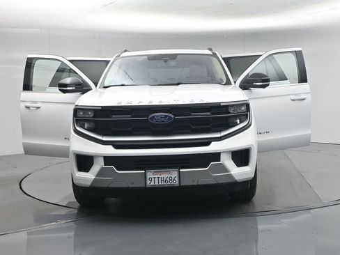 Used 2025 Ford Expedition Platinum AWD/4WD image 37