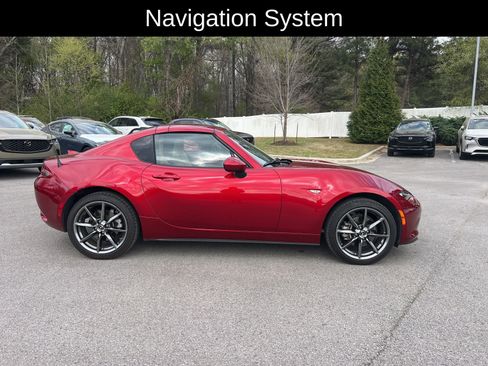 Used 2020 MAZDA MX-5 Miata RF Grand Touring image 3
