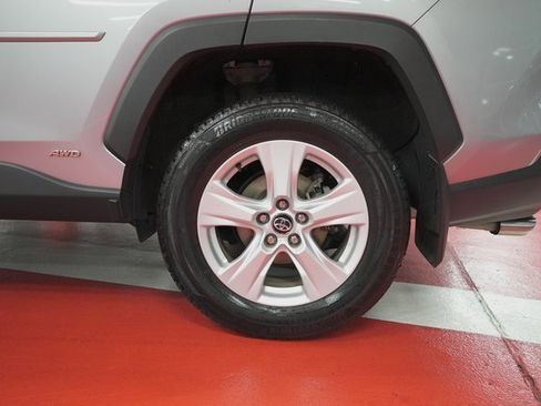 Used 2021 Toyota RAV4 XLE image 30