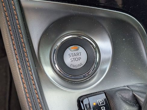 Used 2021 Nissan Maxima SR w/ Sport Mat Group FWD image 18
