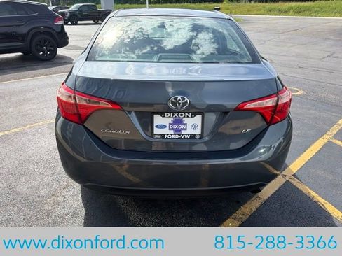 Used 2018 Toyota Corolla LE FWD image 7