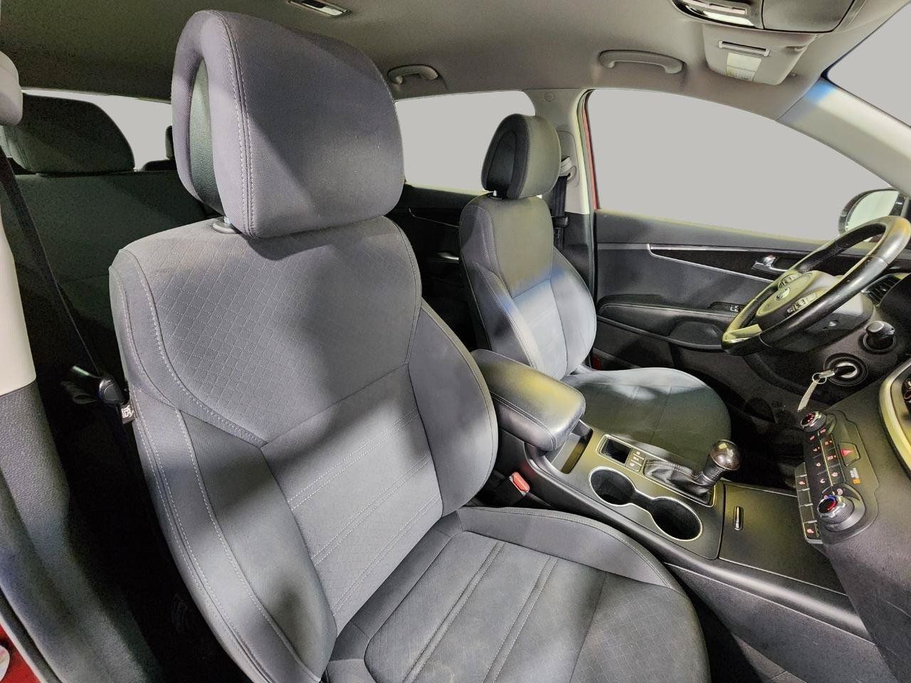 Used 2016 Kia Sorento AWD w/ LX Convenience Package image 25