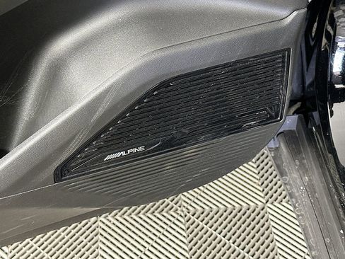 New 2026 Jeep Cherokee Overland image 25