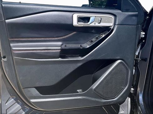 Certified 2023 Ford Explorer ST-Line w/ Class IV Trailer Tow Package RWD image 21