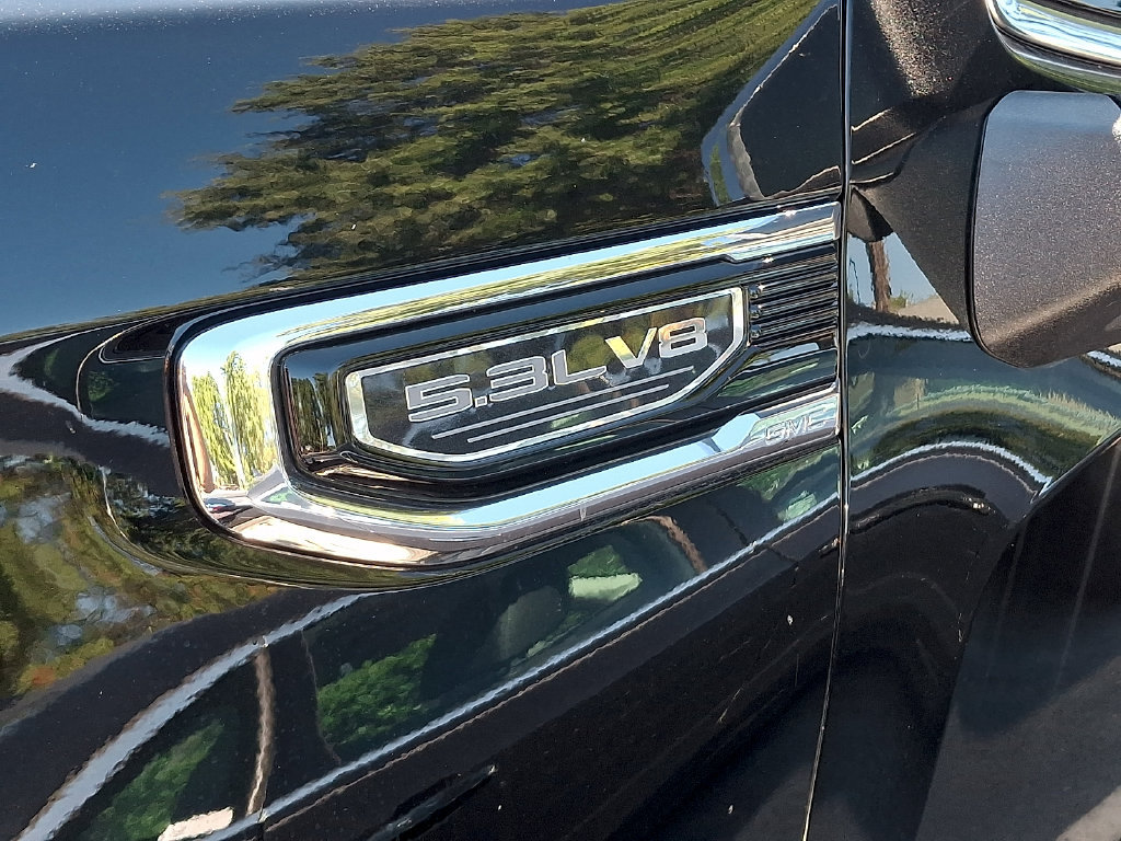 Used 2023 GMC Sierra 1500 Denali w/ Denali Reserve Package AWD/4WD image 8