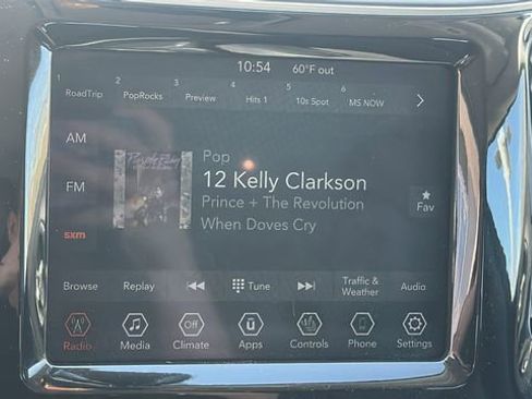 Used 2019 Jeep Cherokee Limited AWD/4WD image 10