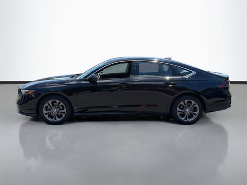 Used 2023 Honda Accord EX image 8