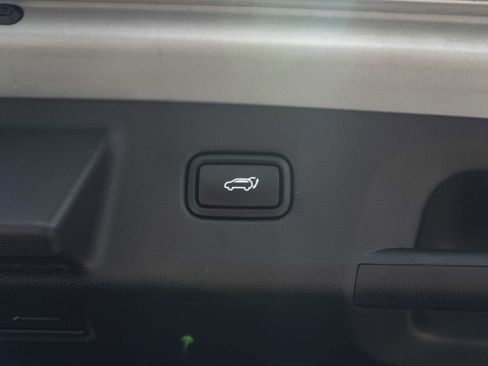 Used 2025 Hyundai Palisade SEL FWD image 41