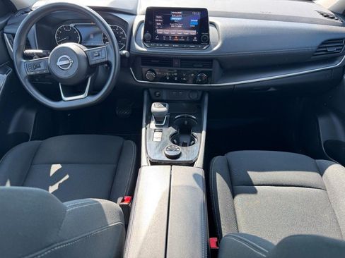 Used 2024 Nissan Rogue S AWD/4WD image 13