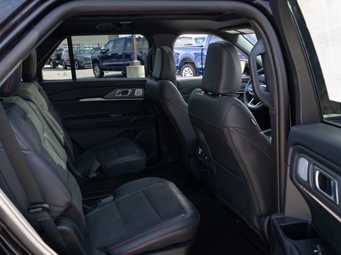 New 2026 Ford Explorer ST w/ Sun And Sound Package image 40