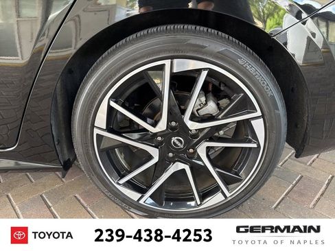 Used 2024 Nissan Sentra SR w/ SR Premium Package FWD image 14