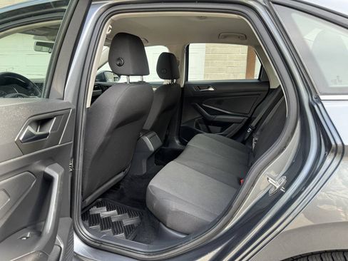 Used 2020 Volkswagen Jetta SE FWD image 20